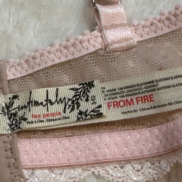 NEW Free People Soft Pink Lace Bra sz 34D - Picture 6 of 6